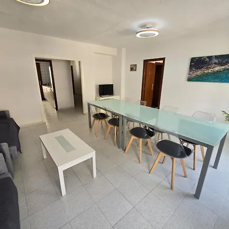 Family Alameda Centro Levante Apartment